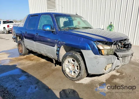 2002 Chevrolet Avalanche K1500 z USA, uszkodzony, nr VIN 3GNEK13TX2G332562